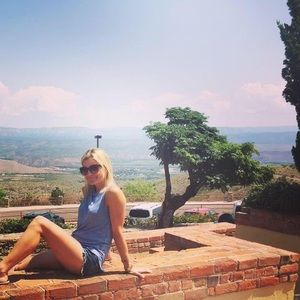 Meet your Posher, Marie